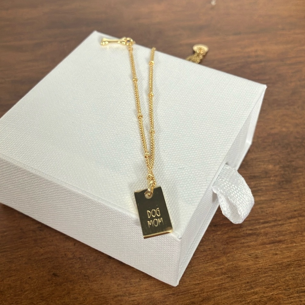 Pura Vida Necklace - Dog Mom